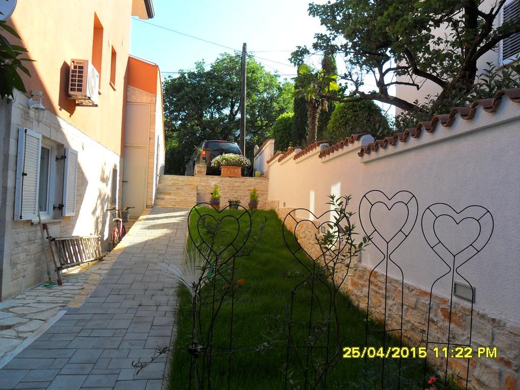 Apartments Val Umag Exterior photo
